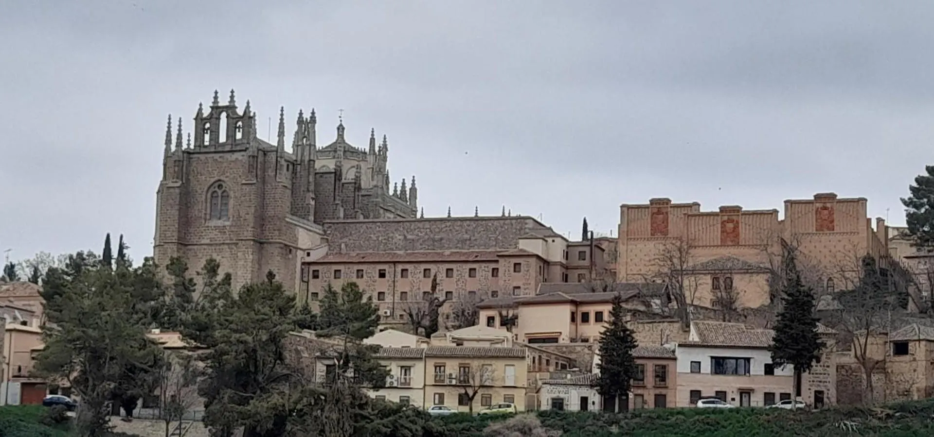 Hostal La Campana Toledo Guest house
